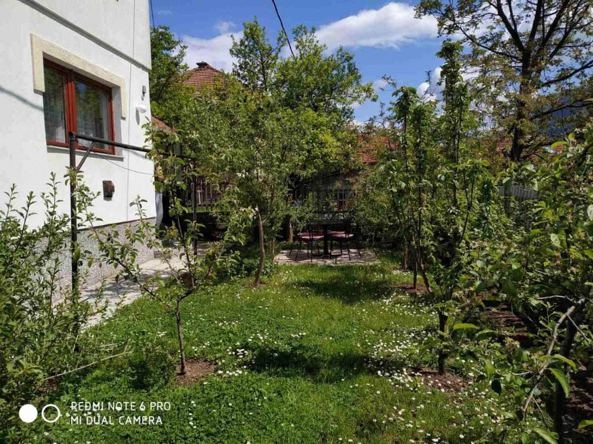 Guesthouse Vratnik Sarajevo Exteriör bild