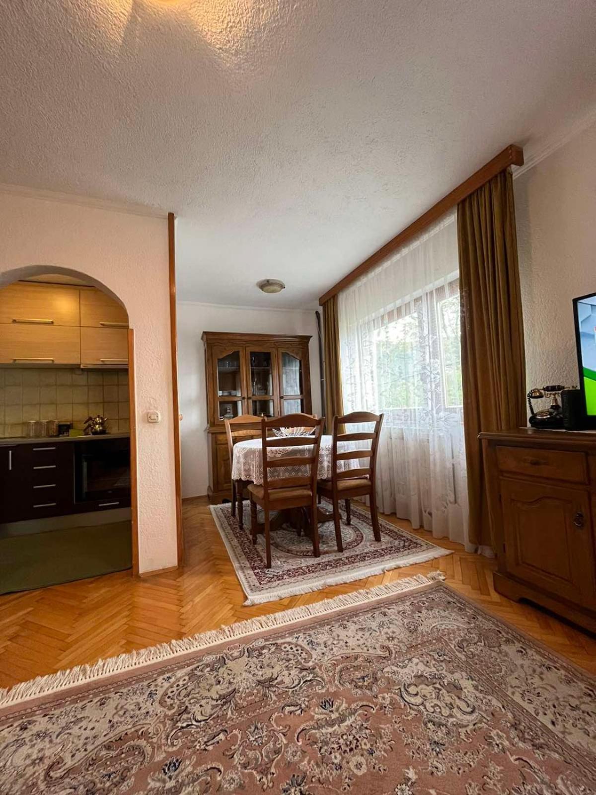 Guesthouse Vratnik Sarajevo Exteriör bild