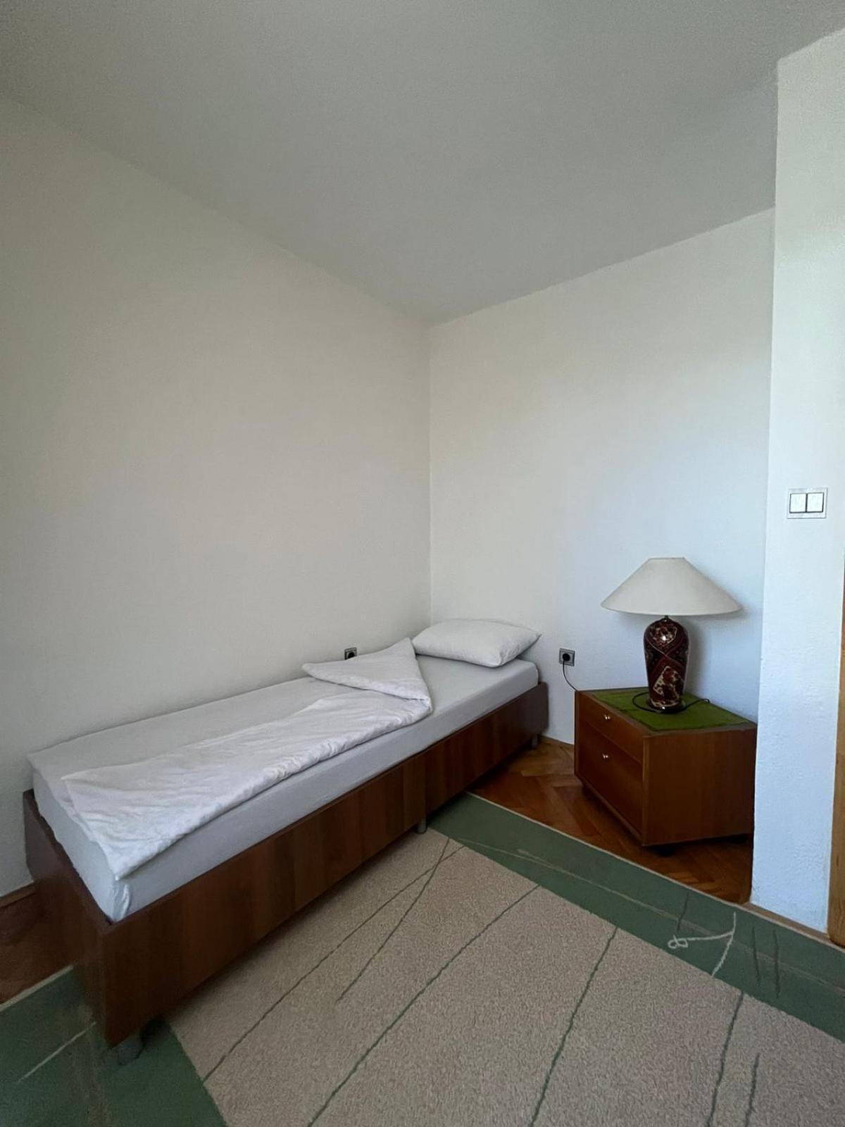 Guesthouse Vratnik Sarajevo Exteriör bild