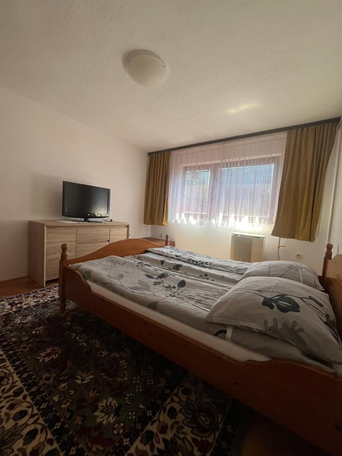 Guesthouse Vratnik Sarajevo Exteriör bild