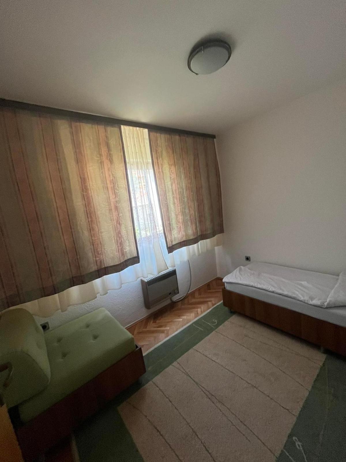 Guesthouse Vratnik Sarajevo Exteriör bild